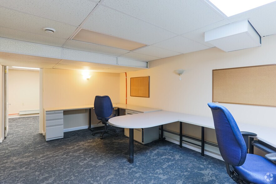 More Photos Of 510 Washington Ave, Carnegie Coworking Space