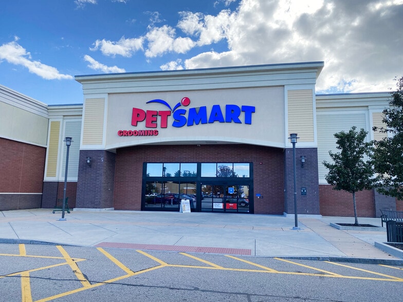 More Photos Of Lafayette Rd, Seabrook Unknown For Lease