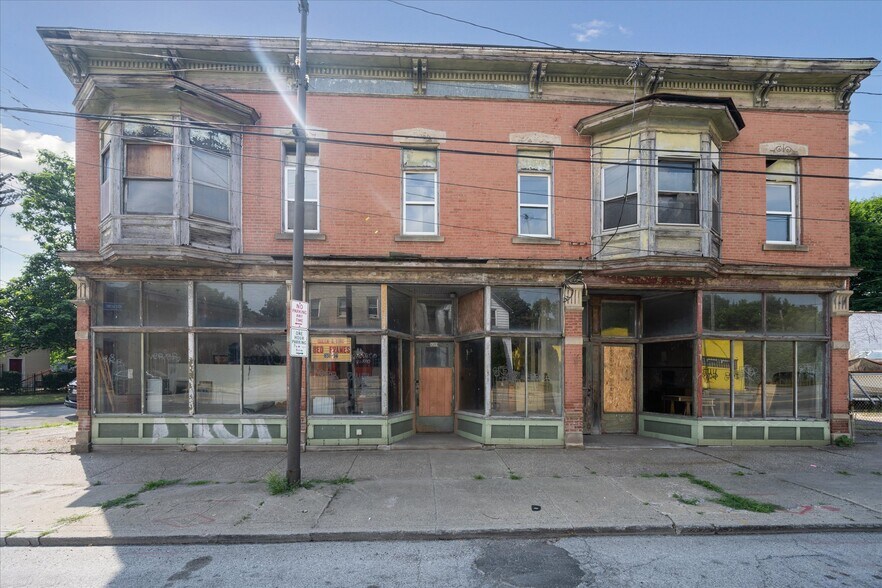 More Photos Of 5505 Lorain Ave, Cleveland Storefront Retail Residential For Sale