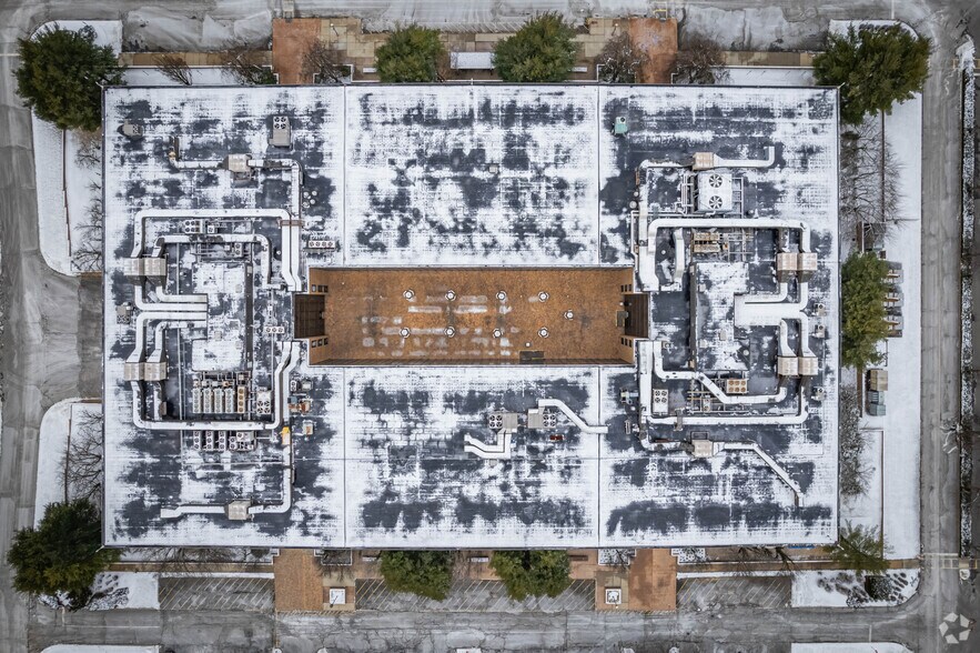 More Photos Of 200 Jericho Quadrangle, Jericho Office For Lease