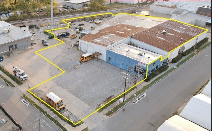 More Photos Of 1236 NW 4th St, Oklahoma City Warehouse For Lease