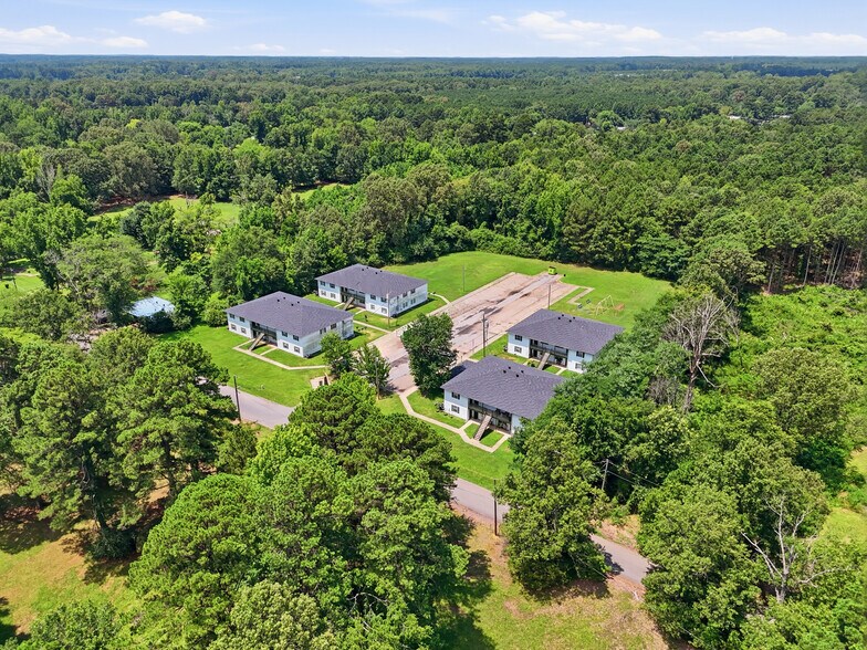 More Photos Of 433 Bradley Rd, Warren Apartments For Sale