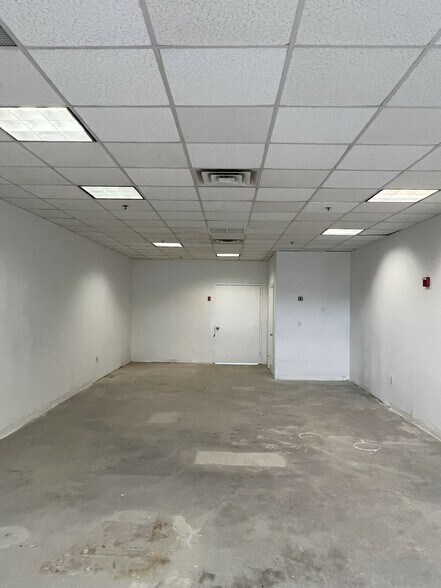 More Photos Of 510-538 Nantasket Ave, Hull Storefront For Lease