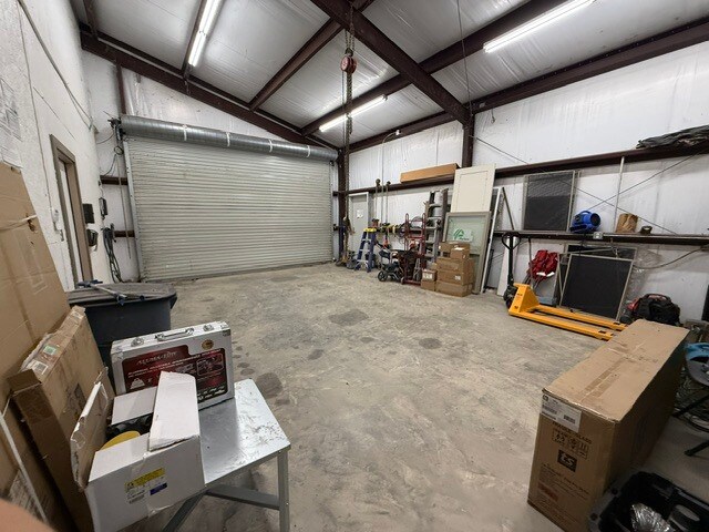 More Photos Of 5090 US Highway 190 W, Livingston Office For Sale