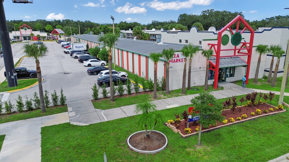 Primary Photo Of 5403 W Irlo Bronson Memorial Hwy, Kissimmee General Retail For Lease