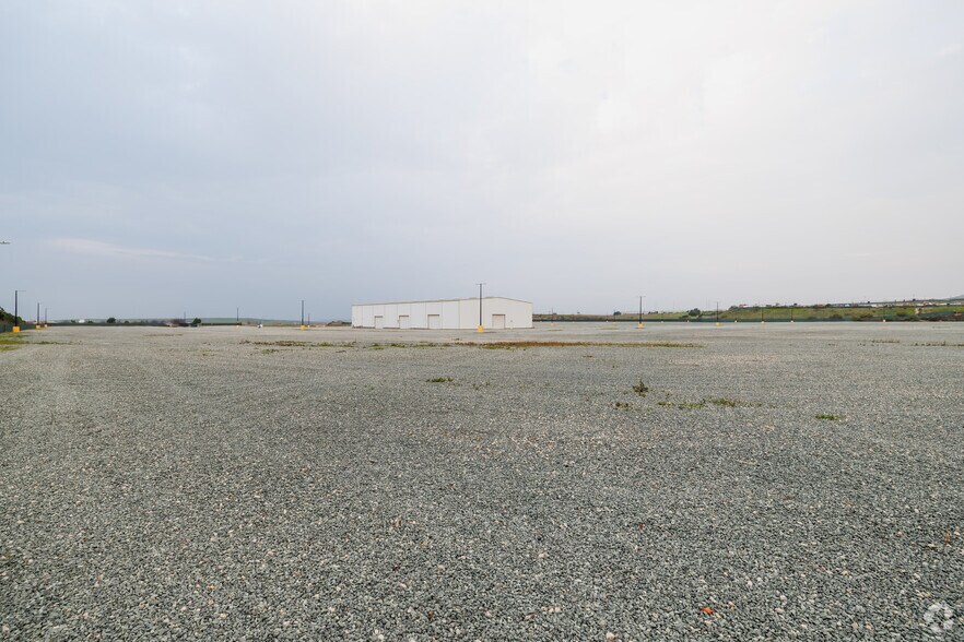 More Photos Of 9802 Lone Star Rd, San Diego Warehouse For Lease