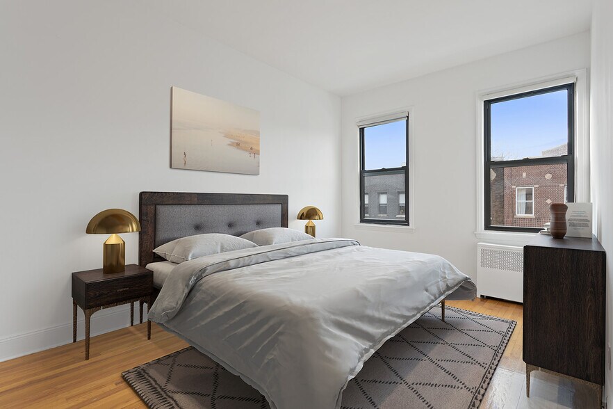 More Photos Of 678 Manhattan Ave, Brooklyn Storefront Retail Residential For Lease