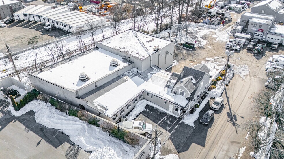 Primary Photo Of 35 4th Ave, Hawthorne Industrial For Sale