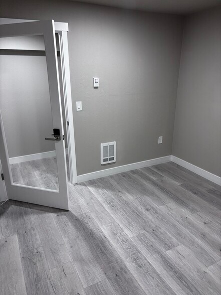 More Photos Of 1712 6th Ave, Tacoma Office Residential For Lease