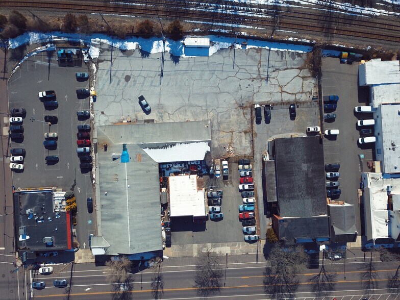 More Photos Of 62-64 E High St, Pottstown Freestanding For Lease