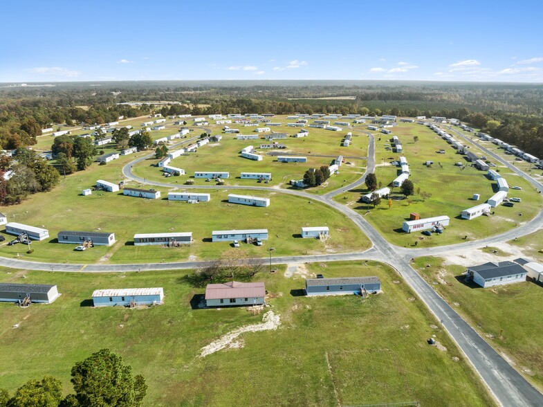 Primary Photo Of 101 S Running Deer Cir, Dudley Manufactured Housing Mobile Home Park For Sale