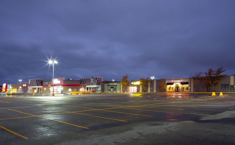 Primary Photo Of 3460 Blvd Saint-Francois, Le Fjord-du-Saguenay General Retail For Lease