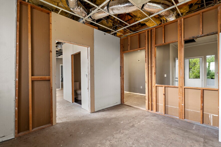 More Photos Of 871 Coleman Ave, San Jose Office For Lease