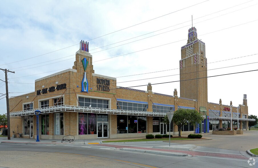 More Photos Of 401-421 E 11th St, Tulsa General Retail For Sale