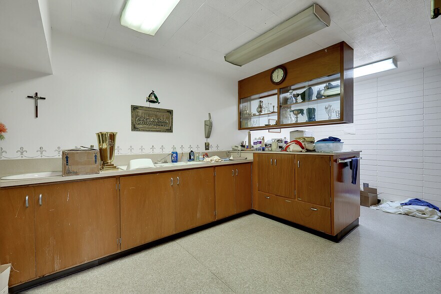 More Photos Of 800 D St, Marysville Religious Facility For Sale