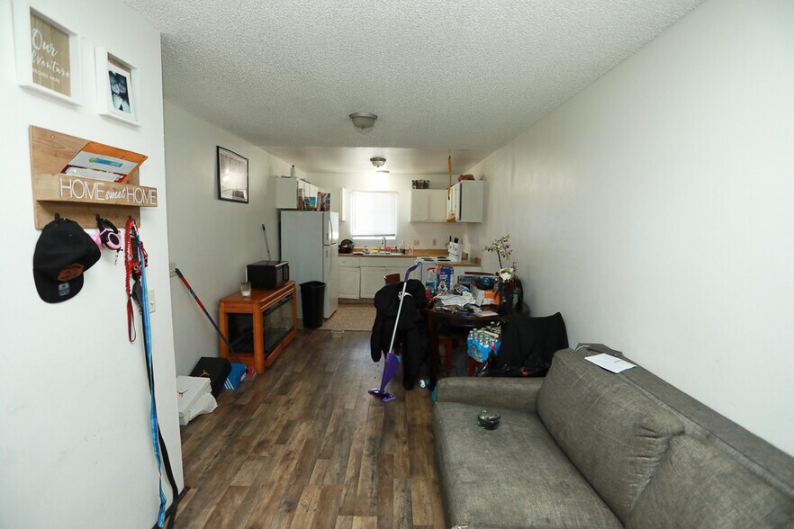More Photos Of 241 W Philadelphia Ave, Las Vegas Apartments For Sale