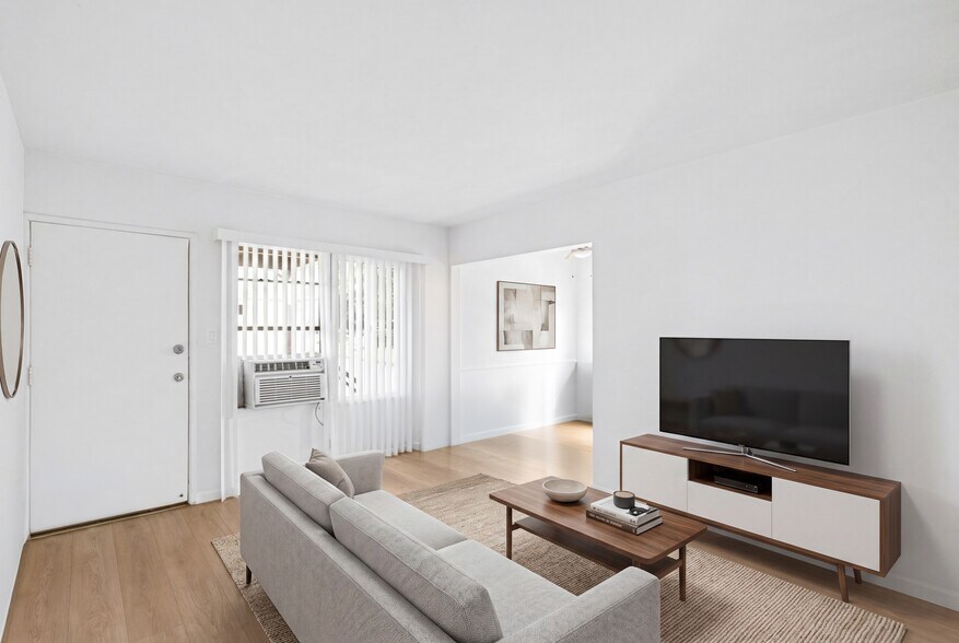 More Photos Of 811 S Glenoaks Blvd, Burbank Apartments For Sale