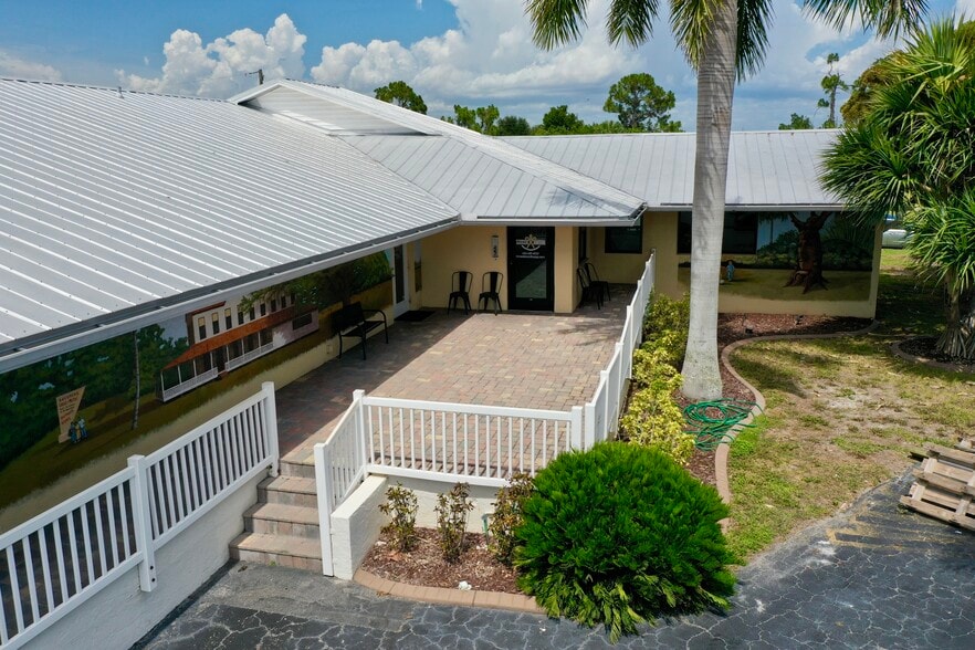 More Photos Of 1900 Tamiami Trl, Punta Gorda Office For Sale