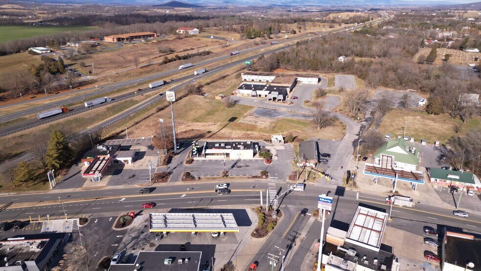 More Photos Of 172 W Old Cross Rd, New Market Fast Food For Lease