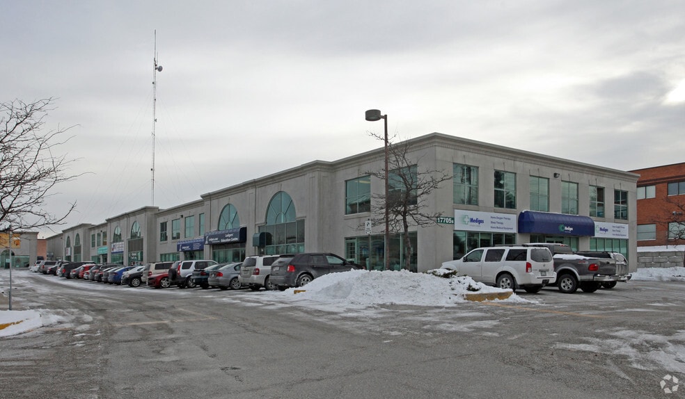 Primary Photo Of 17705 Leslie St, Newmarket Office For Lease