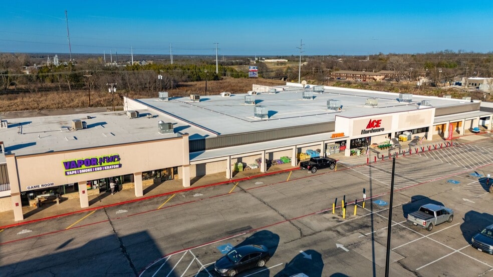 More Photos Of 2701 State Highway 50, Commerce Unknown For Lease