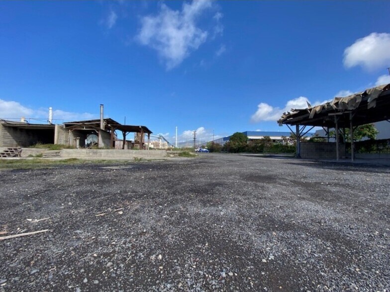 More Photos Of 91-027 Kaomi Loop, Kapolei Land For Lease