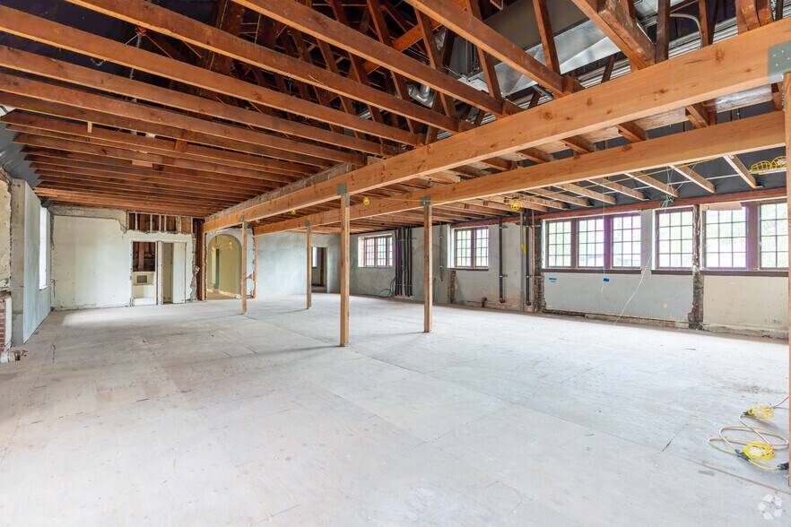 More Photos Of 7012 Walnut Grove Dr, Whittier Unknown For Lease