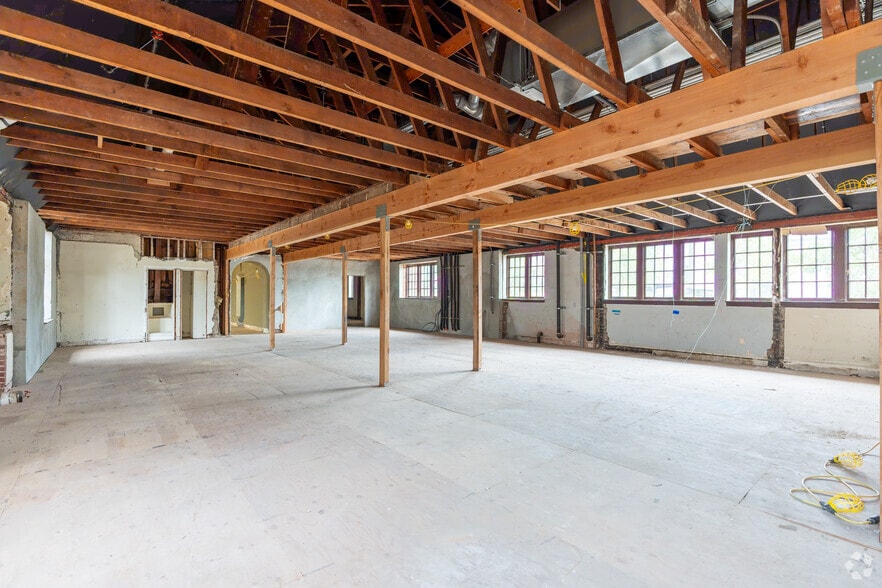 More Photos Of 7012 Walnut Grove Dr, Whittier Unknown For Lease