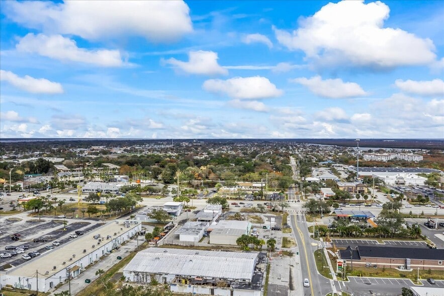 More Photos Of 95-99 S Plumosa St, Merritt Island General Retail For Sale