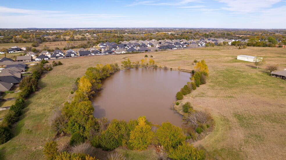 More Photos Of 301 W Tecumseh Rd, Norman Land For Sale