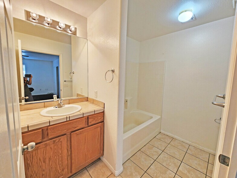 More Photos Of 1951 Teepee Rd, Pahrump Apartments For Sale