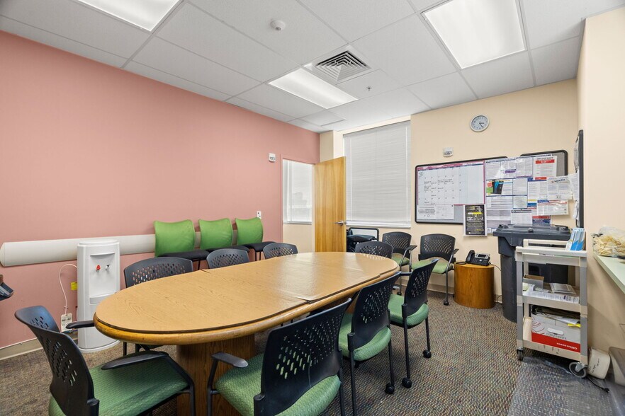 More Photos Of 625 6th Ave S, Saint Petersburg Medical For Sale