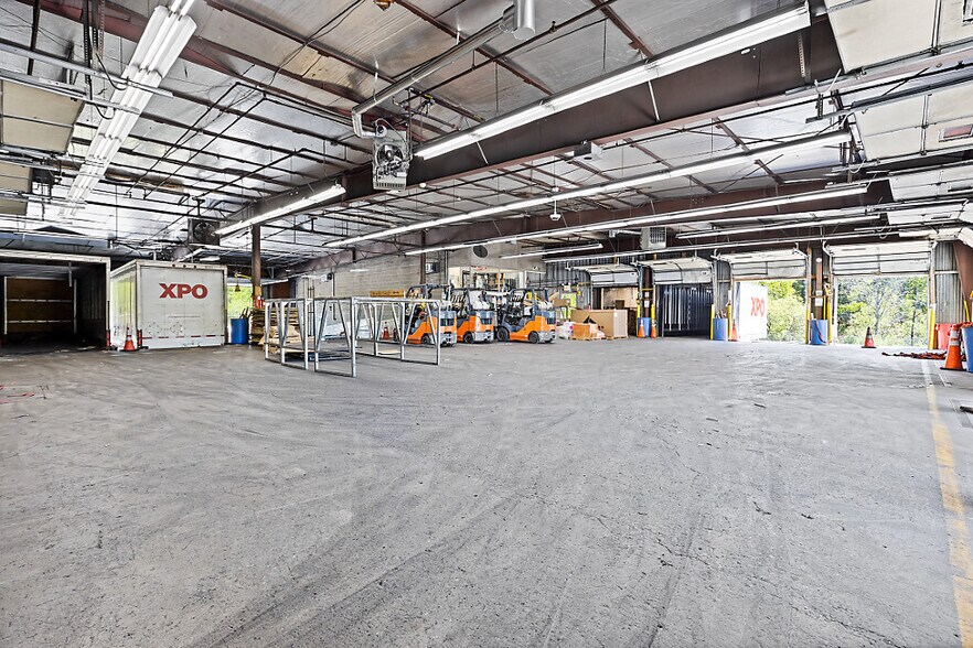 More Photos Of 122 Lyons Rd, Sidney Industrial For Sale