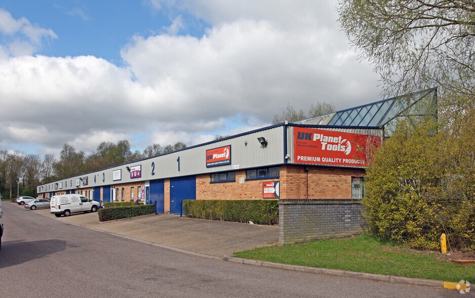 Stacey Bushes, Milton Keynes MK12 6HP Industrial For Lease