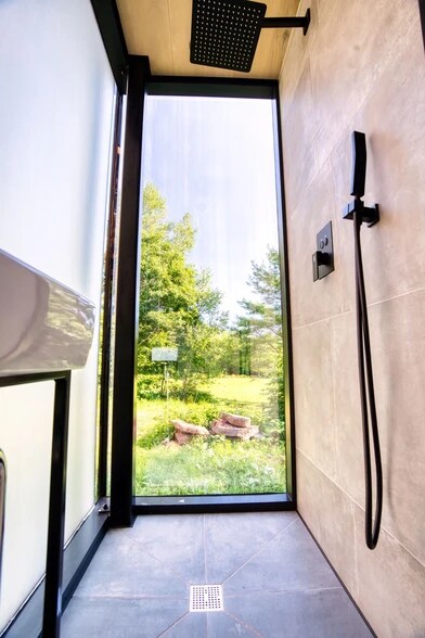 More Photos Of 218 NY-296, Windham Hotel For Sale