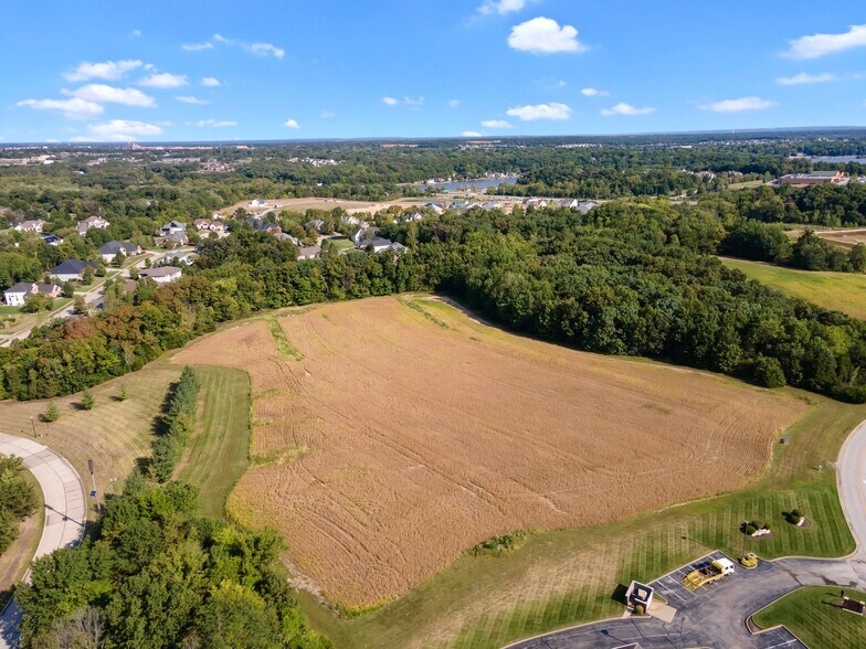 More Photos Of Hawk Ridge Circle, Lake Saint Louis Land For Sale