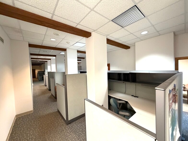 More Photos Of 22 S 2nd St, Emmaus Loft Creative Space For Lease