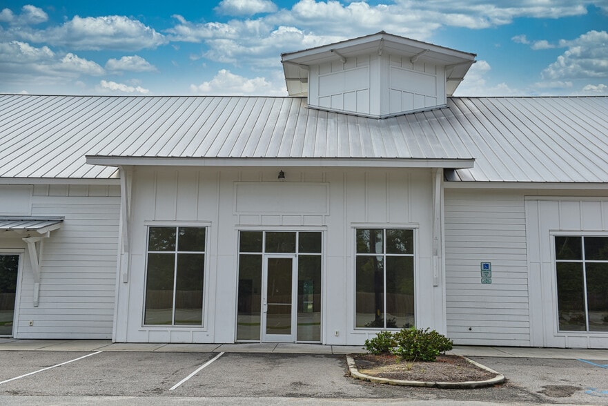 More Photos Of 359 Treeland Dr, Ladson Office For Lease