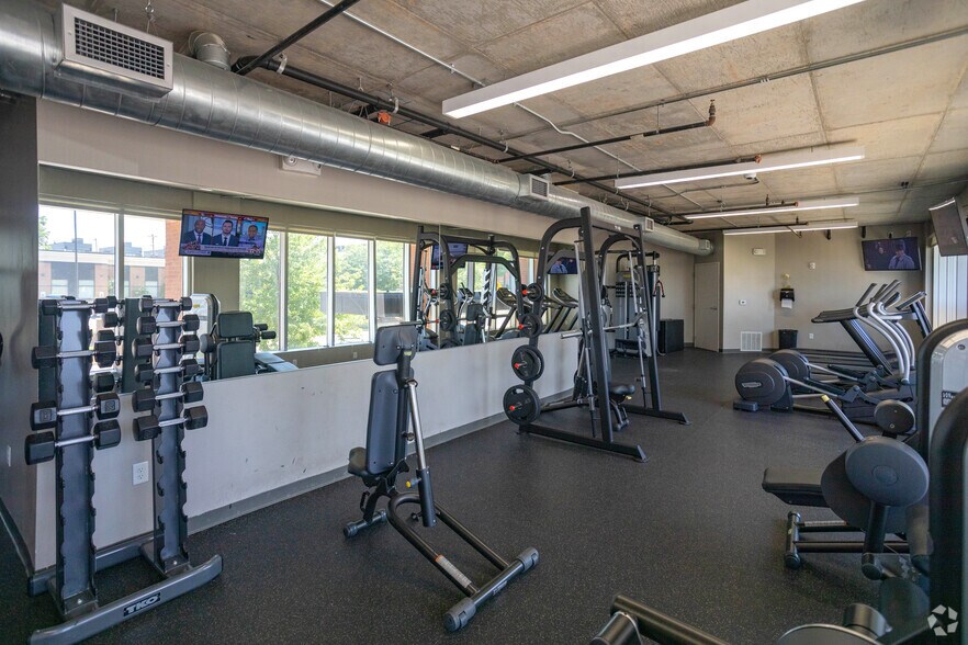 More Photos Of 801 NW 10th St, Oklahoma City Apartments For Lease