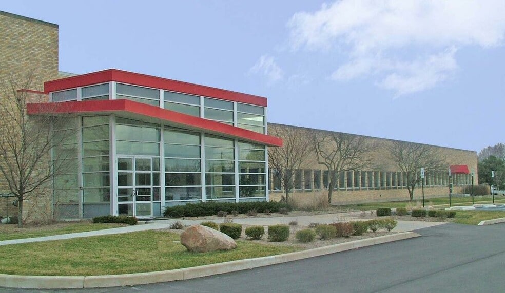 Primary Photo Of 2855 N Franklin Rd, Indianapolis Research And Development For Lease