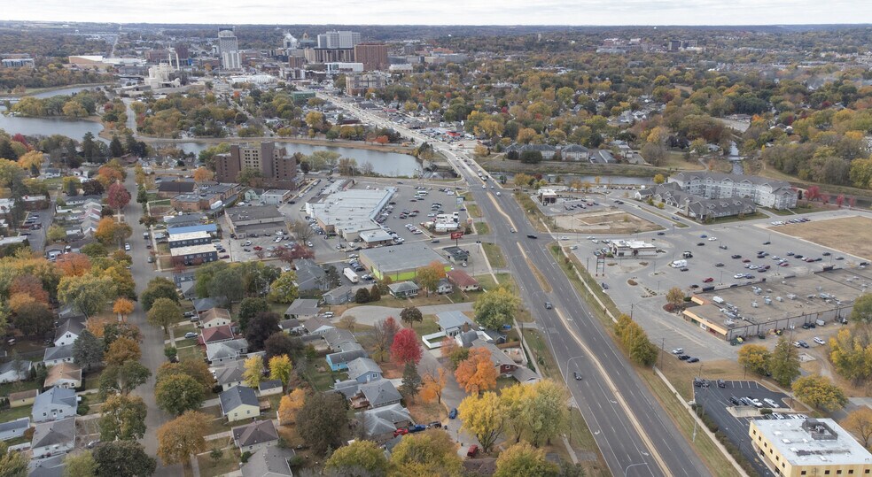 More Photos Of 1800 Broadway Ave N, Rochester Storefront Retail Office For Sale