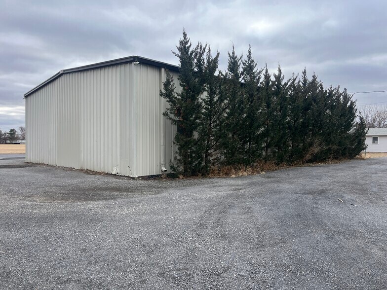 More Photos Of 920 Birch St, Norfolk Service For Sale