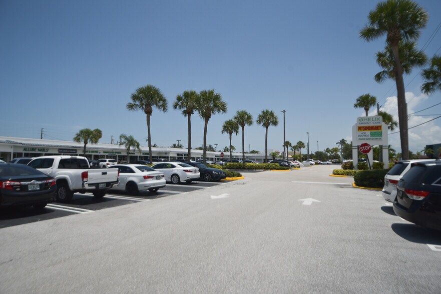 More Photos Of 223-283 N US Highway 1, Jupiter Unknown For Lease