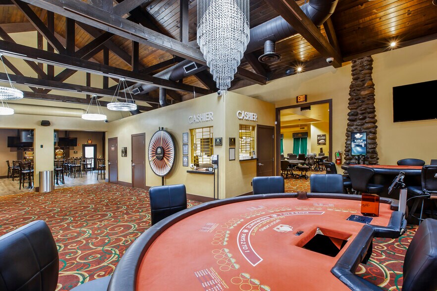 More Photos Of 11275 Folsom Blvd, Rancho Cordova Restaurant For Lease