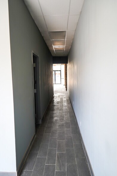 More Photos Of 2801 W University Dr, Edinburg Storefront For Sale