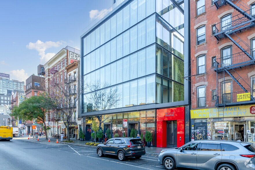 More Photos Of 141 E Houston St, New York Office For Lease