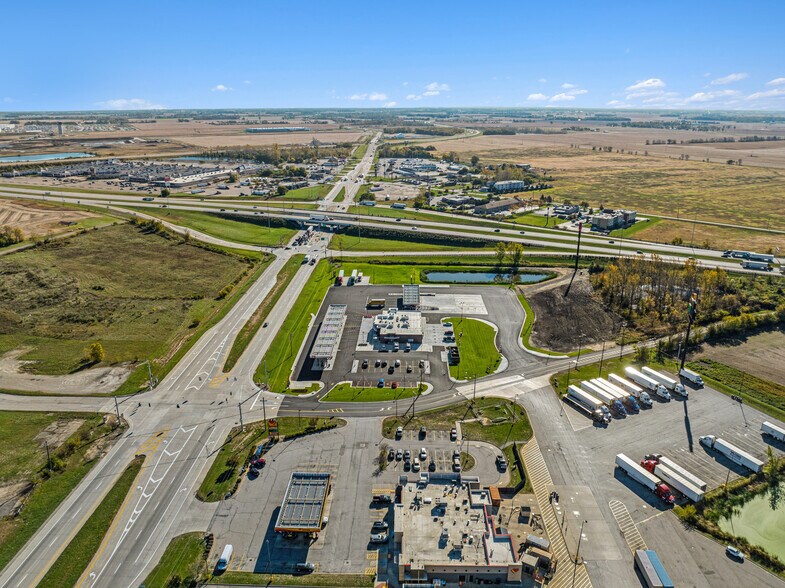 More Photos Of 6579 Garringer-Edgefield rd, Jeffersonville Convenience Store For Sale