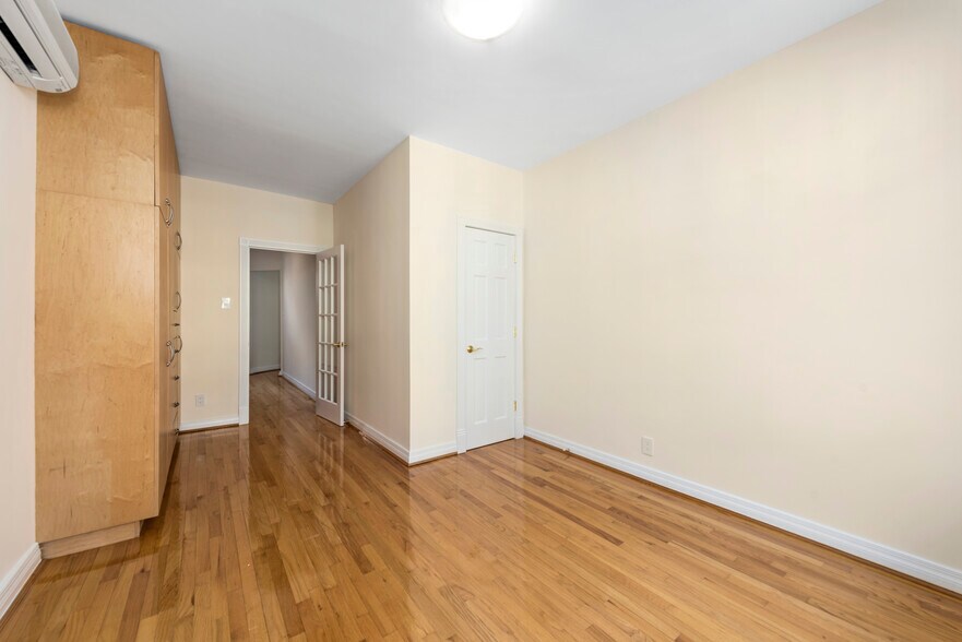 More Photos Of 11-36 31st Ave, Astoria Apartments For Sale