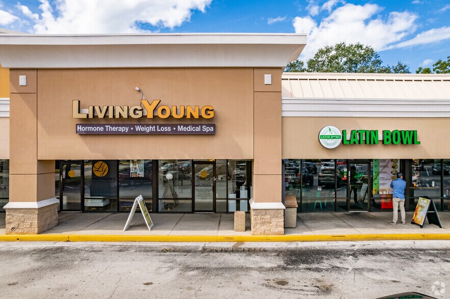 More Photos Of 35104 US Highway 19 N, Palm Harbor Unknown For Lease