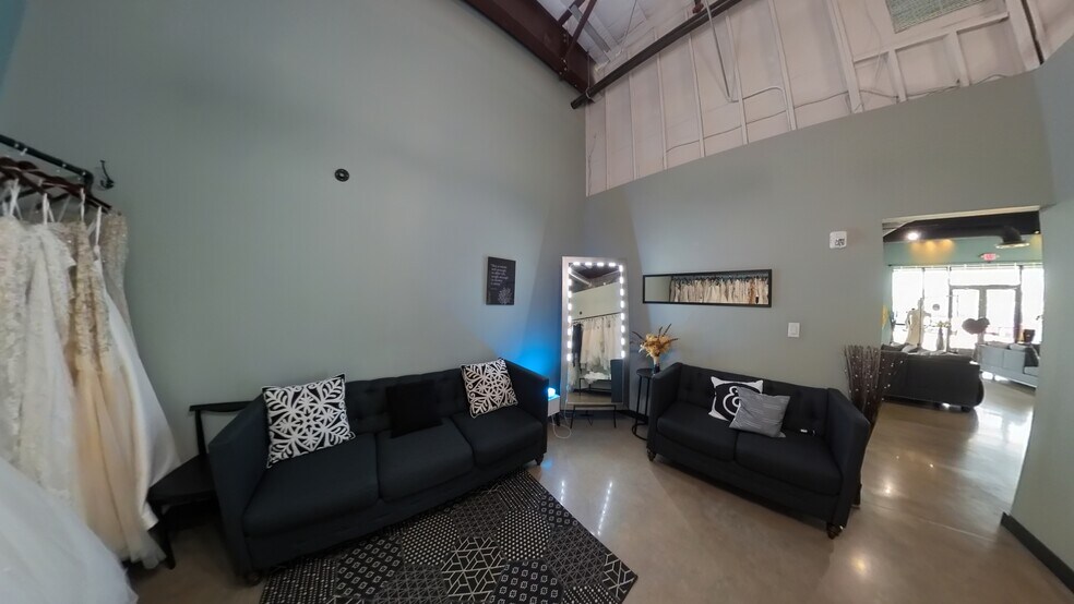 More Photos Of 828 FM 646, League City General Retail For Sale